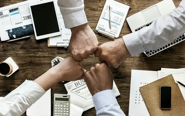 Jak określić swój budżet na zakupy online?