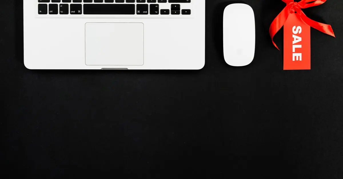 Jak skutecznie znaleźć najlepsze okazje na zakupach online?
