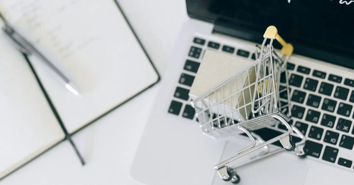 Jak zaoszczędzić na zakupach online? 10 praktycznych wskazówek