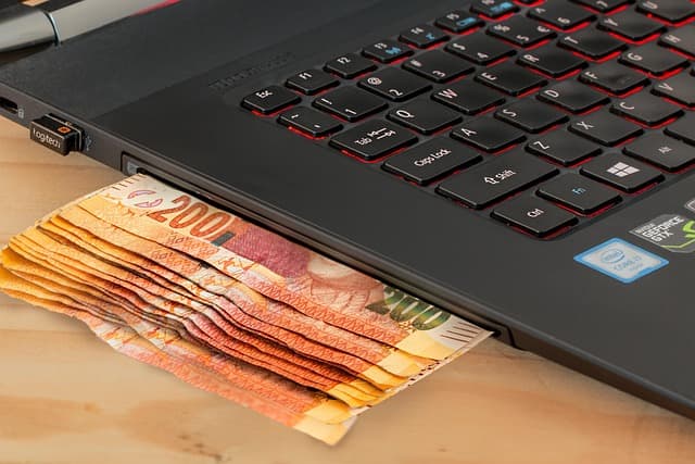 Jakie są najważniejsze trendy zakupowe na topie.pl?